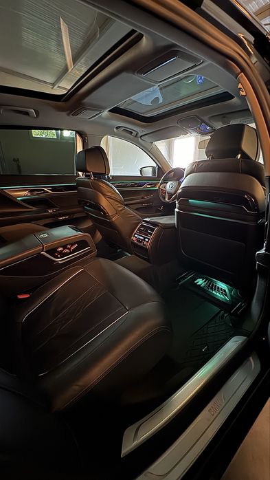 BMW Seria 7 2018 — imagine 4