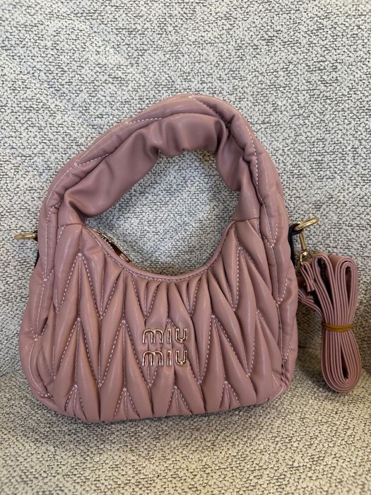 Дамски чанти различни модели