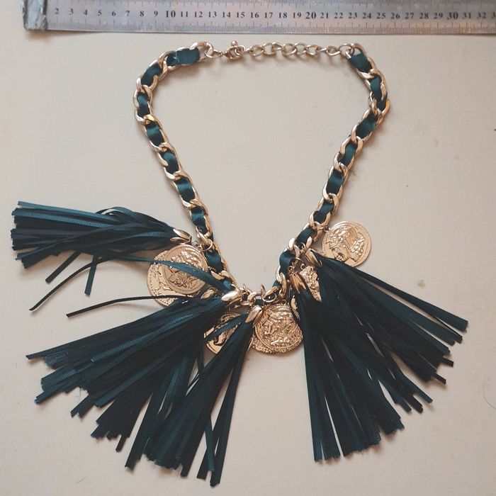 Колие   ново модерно