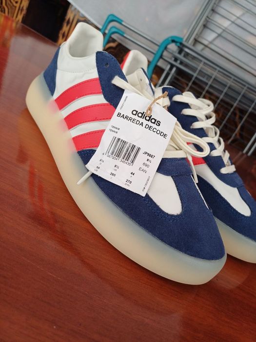 Крассовки Adidas bаrreda decode
