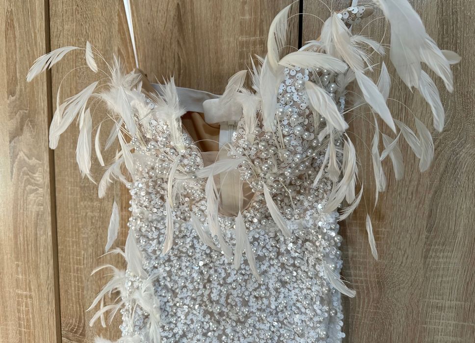 рокля на Reina Store