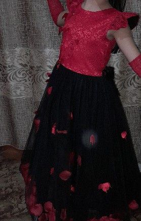 Продается вечернее платье на девочку