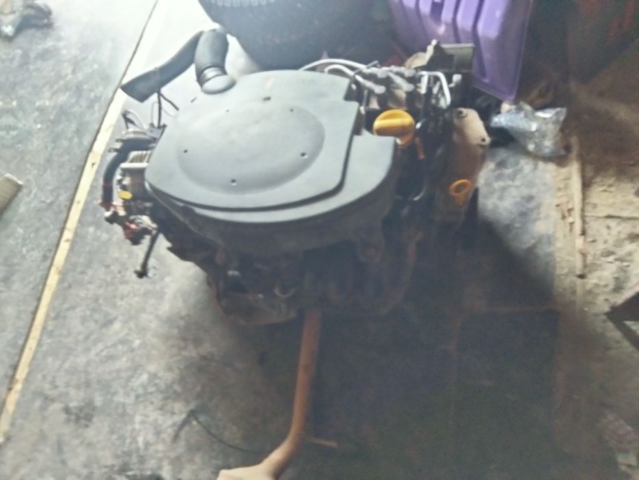 Автомобиль запчасти