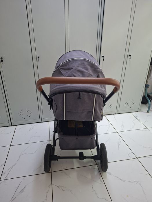 Продается детская коляска Teknum в отличном состоянии
