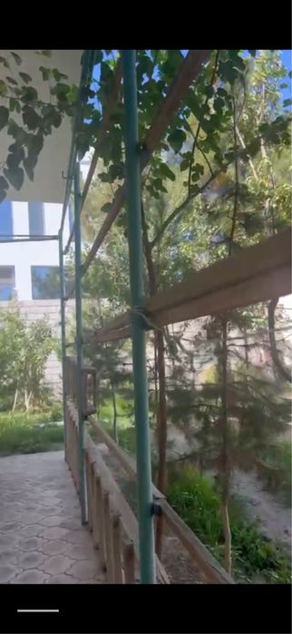 Навои шахар. Ваен гарадогдан ховли сотилади 7 соток. 2. Этажлик