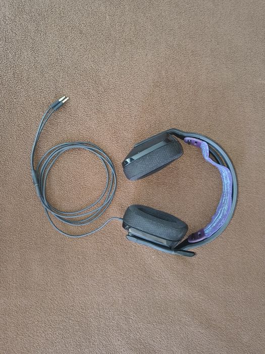 Слушалки Logitech G335