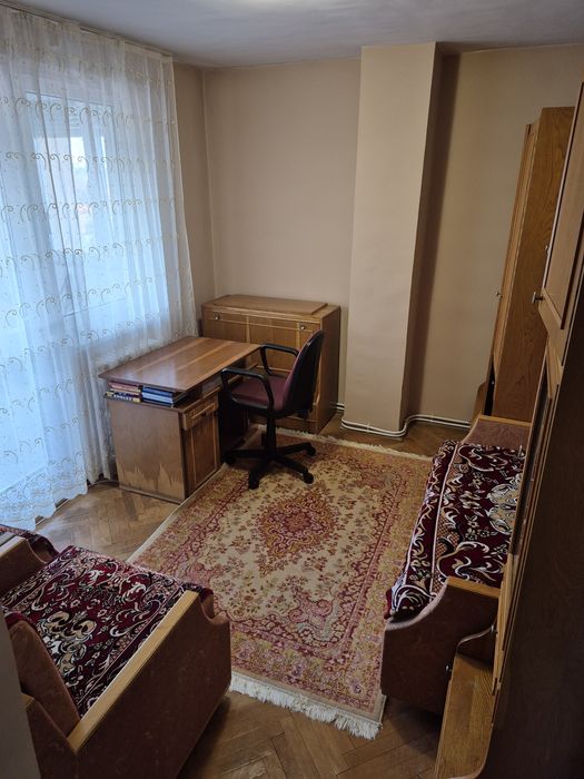 Apartament central cu 3 camere Salonta