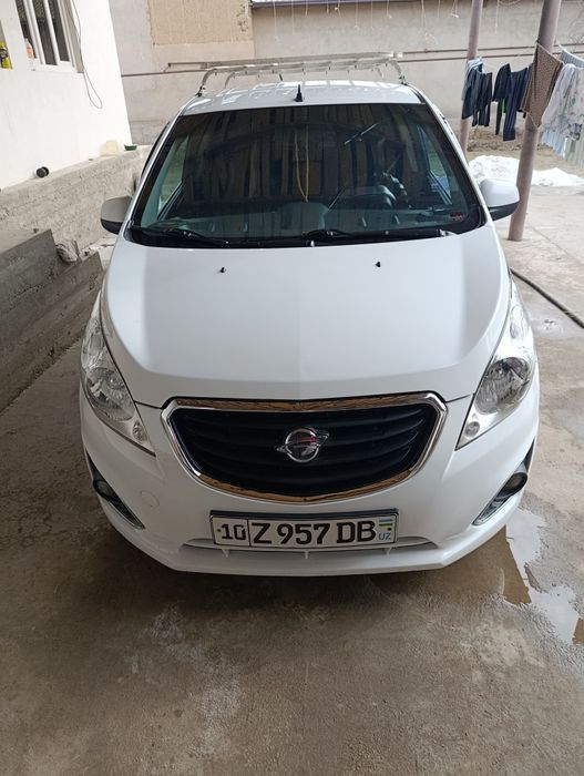 Спарк сотилади.равон.