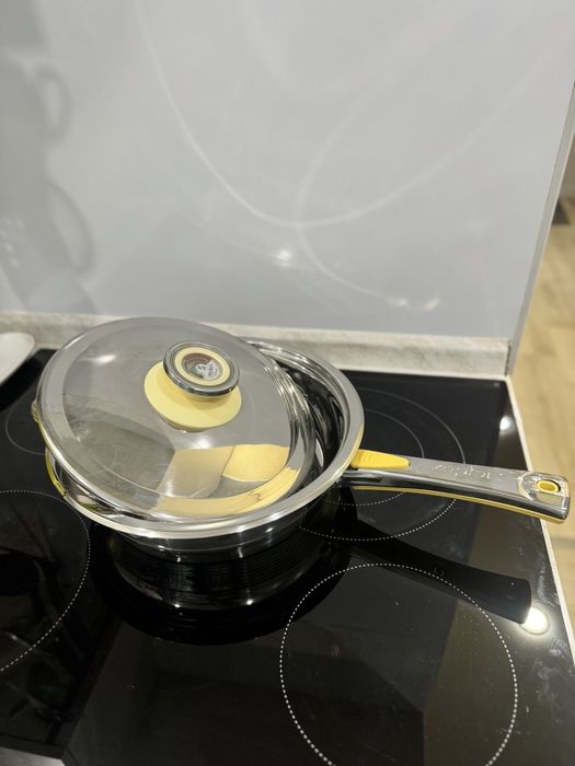 Сковорода из Стали