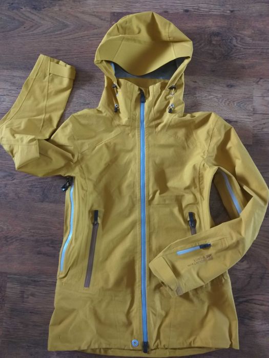 MOUNTAIN FORCE women's jacket waterproof-туризъм якемембрана КАТО НОВО