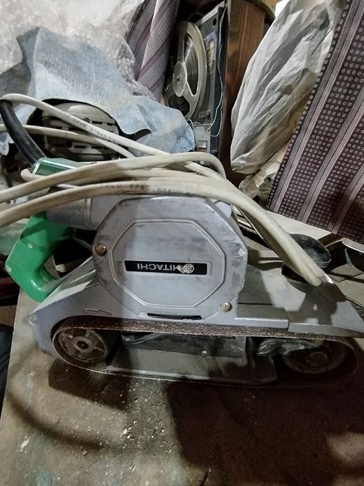 Шлифмашинка Хитачи продам