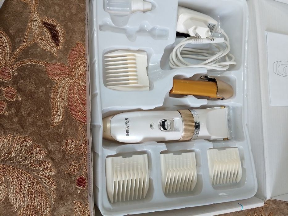 Продам машинку для стрижки волос