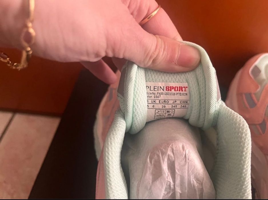 Plein Sport маратонки номер 39