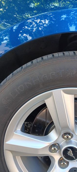 Автомобилни гуми 235/55/17
