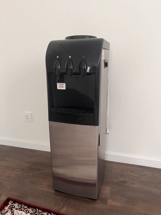 Продается Кулер для воды