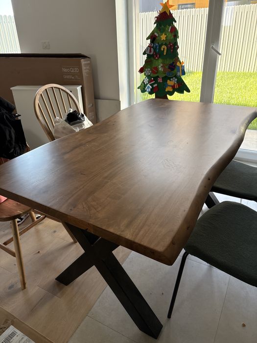 Masa din lemn masiv 160x100 zgariata