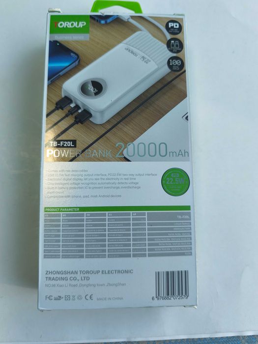 Baterie externa - power bank 20000 mAh cu cabluri si incarcare rapida