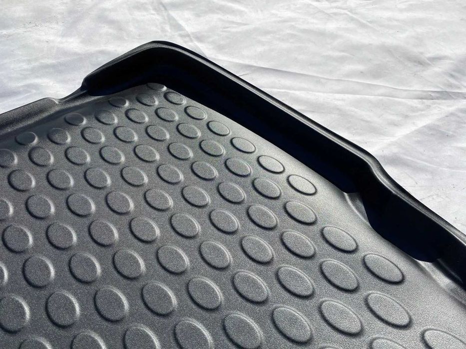 Opel Zafira B - oригинелна задна стелка