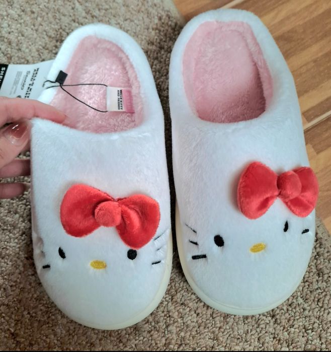Papuci hello kitty sanrio papuci de casa noi