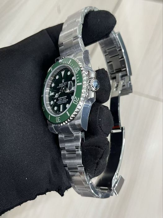 Часы Rolex Submariner “Hulk”