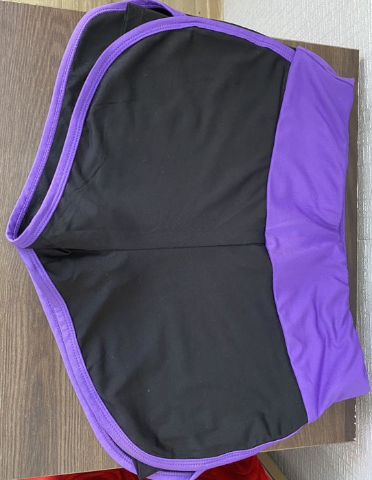 Спортивные шорты