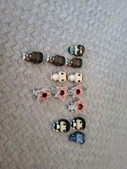 Киндер джой очень странные дела