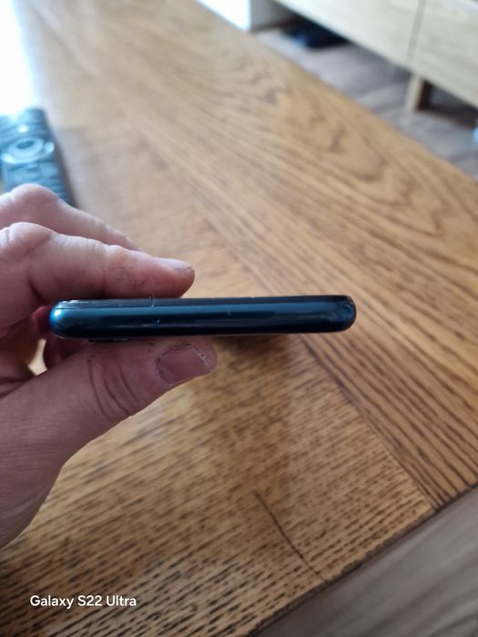 Samsung   A04s  запазен