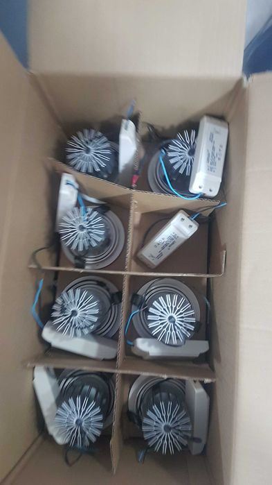 Лед луни за вграждане с променлив ъгъл