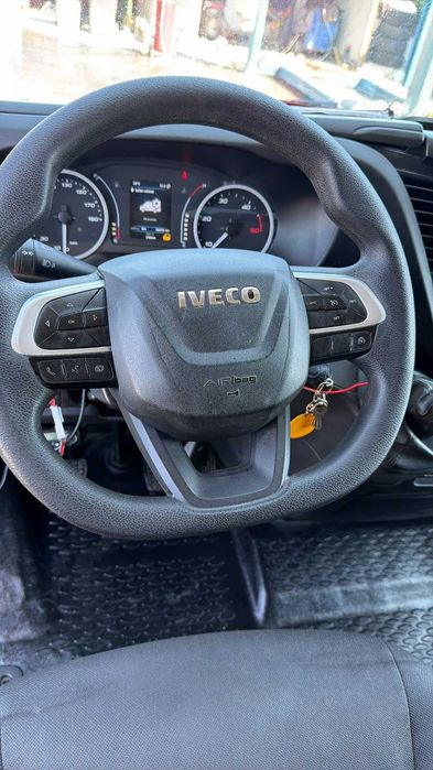 Iveco Daily PRELATA 10 pal 2022