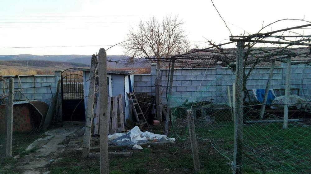 Продава се Къща в с. Певец, Област Търговище - 60 кв.м за 765 €/кв.м - Снимка #3