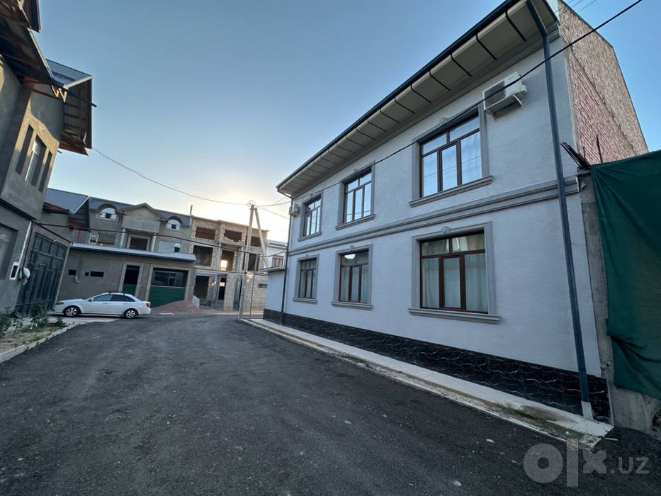 Продажа дома на 4 сотках 450 м2. Цена 270 000