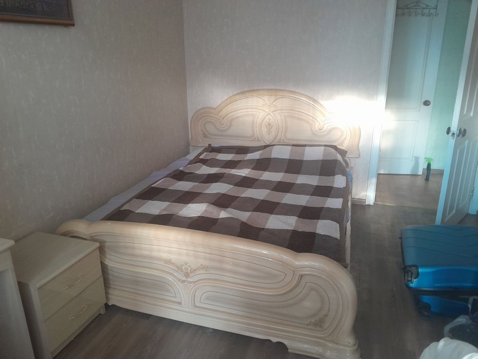Продам срочно спальный гарнитур!!!