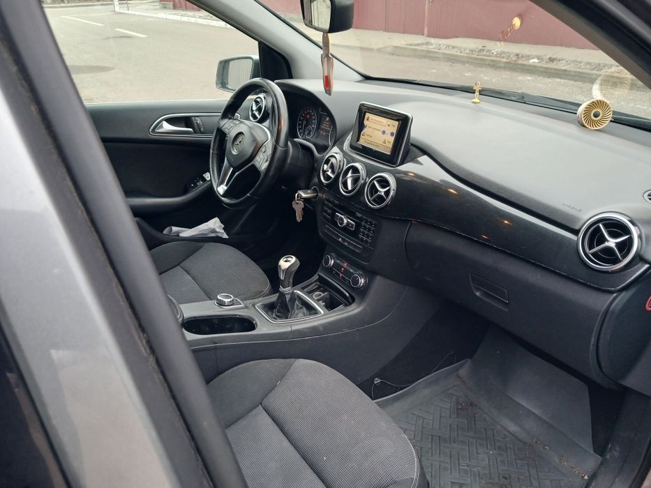 Mercedez-Benz B180 Effcient Dynamic