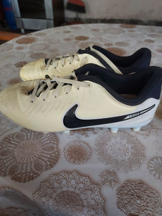 Бутонки Найк  37 номер