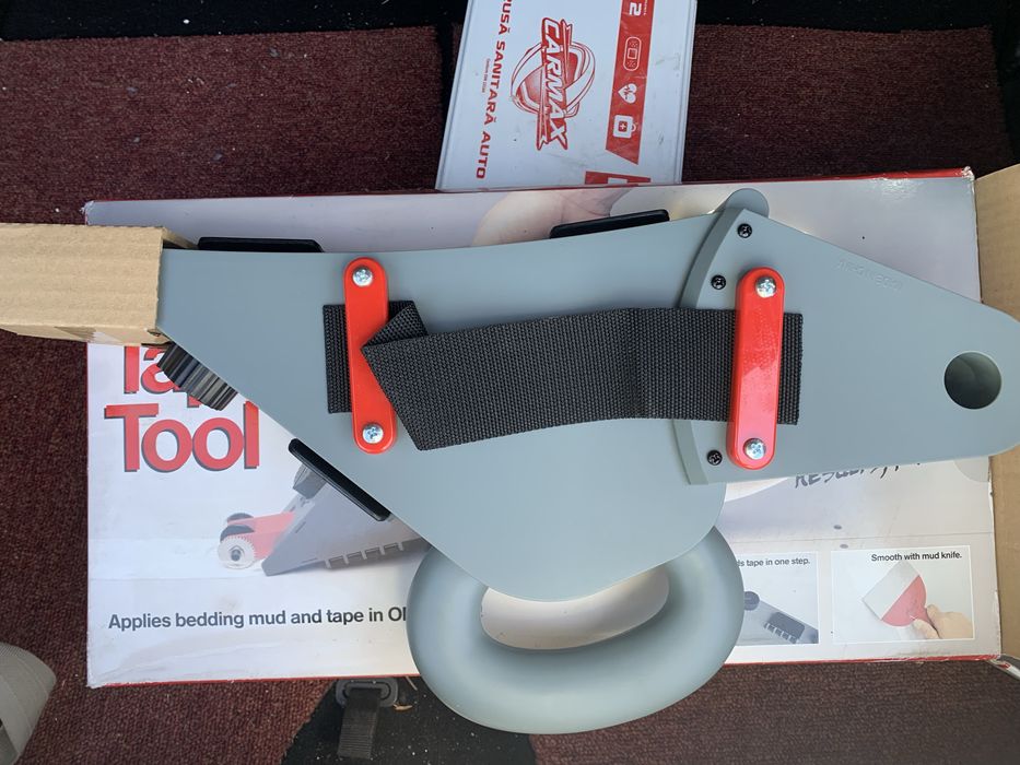 Aplicator de banda pt placi rigips