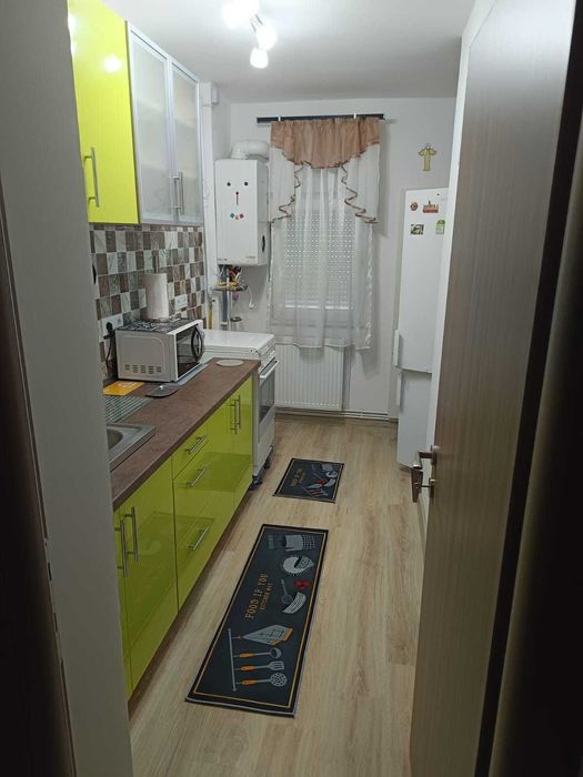 Garsonieră de închiriat zonă centrală Deva