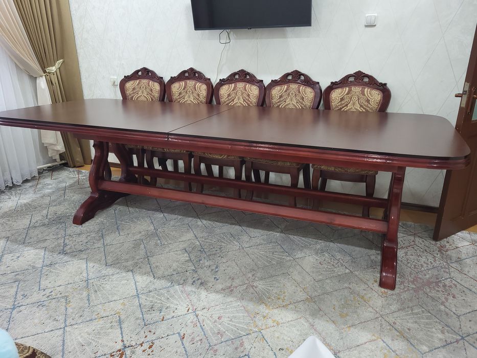 Стол гостевой без стулев