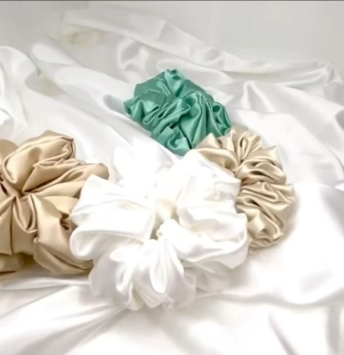 Скрънчи за коса различни цветове