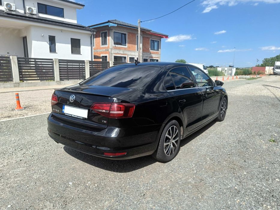 VOLKSWAGEN Jetta 2017 — imagine 37