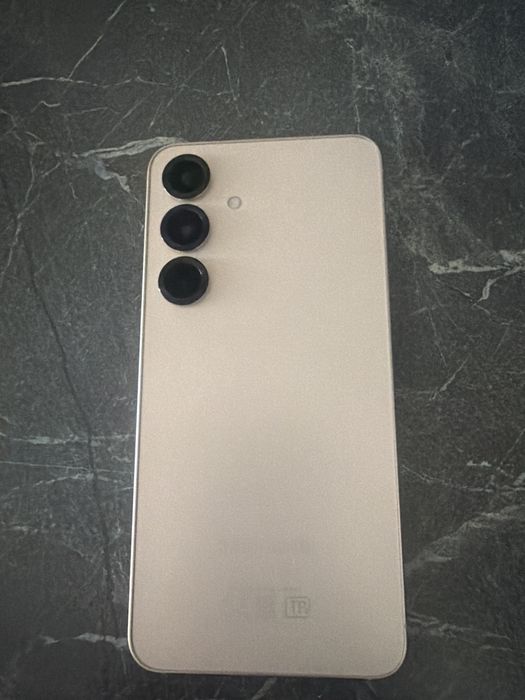 Samsung S 25. В отличном состоянии !