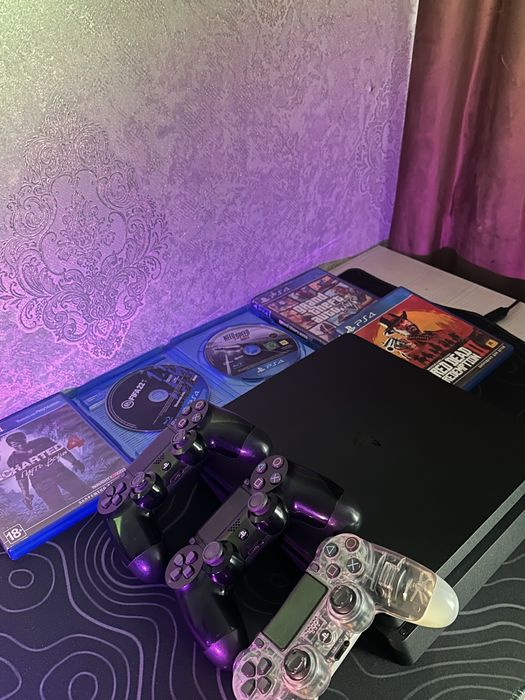 приставка Sonyplaystation 4 slim 500