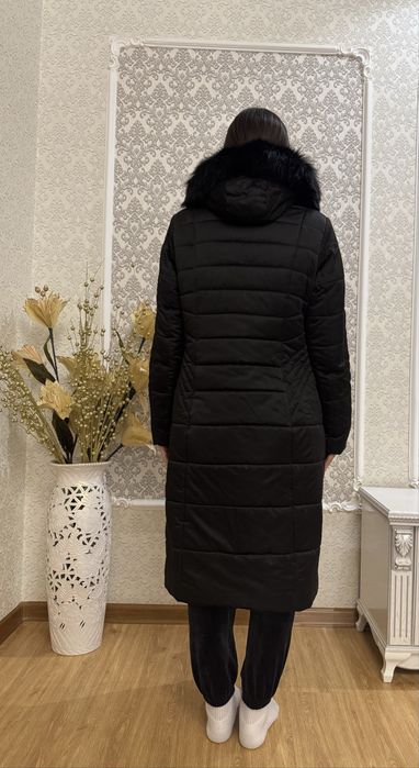 Продам женский пуховик