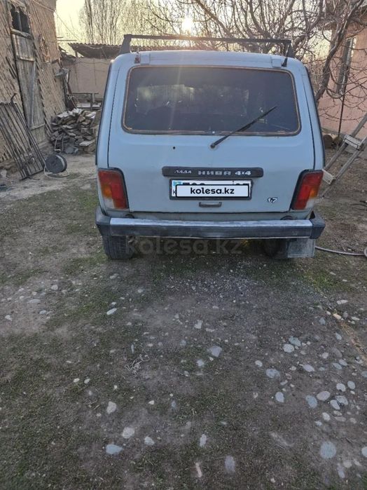 Продам ниву 2003 г