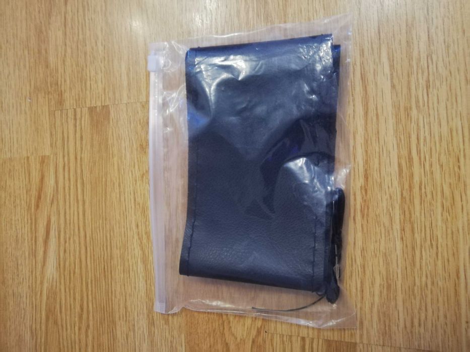 Husa volan auto universala ( imitatie piele ) 38cm