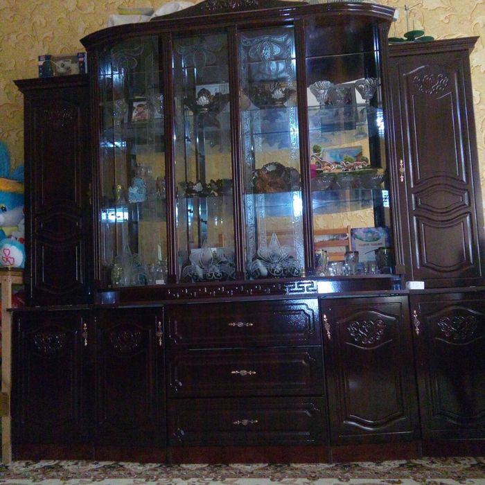 Продается стенка почти новый