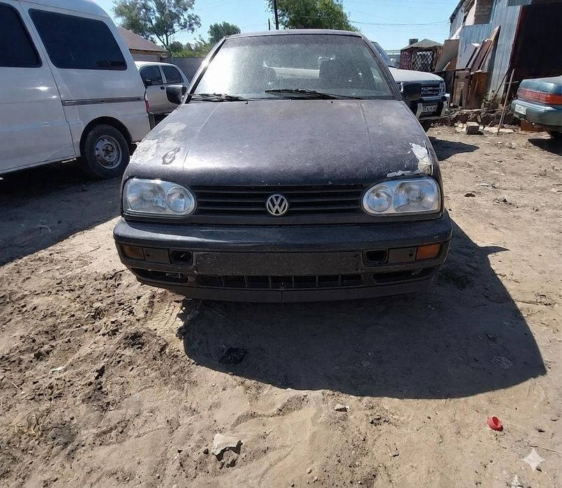 В продаже Фольксваген гольф 3, 1992 года