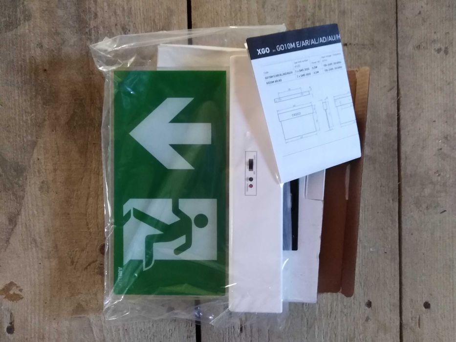 Lampa Exit Arelux