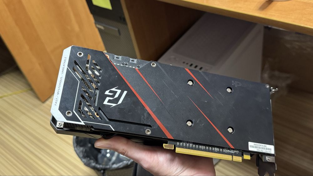 Видеокарта Asrock RX 5700 XT Phantom Gaming