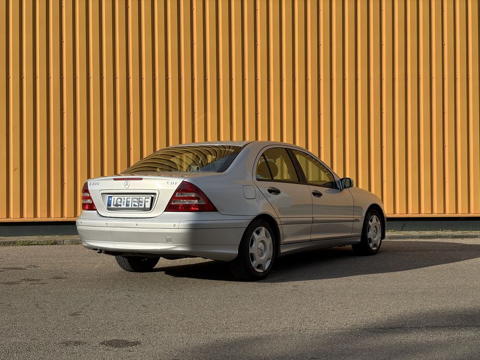 MERCEDES-BENZ C-Class 2005 — imagine 3