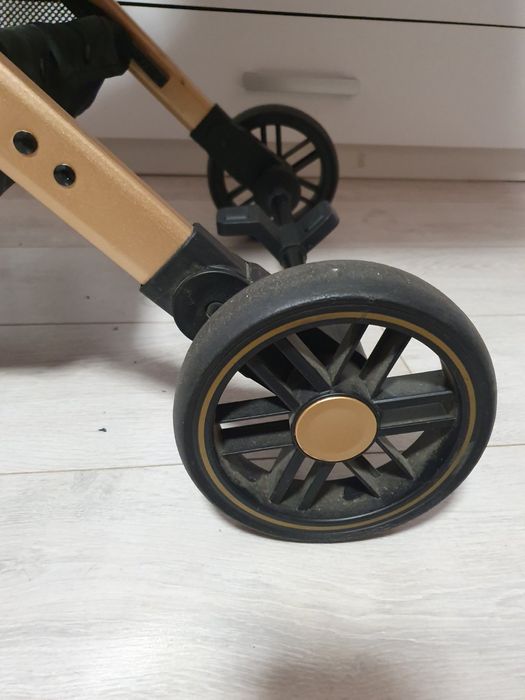 Детска количка Momi Estella